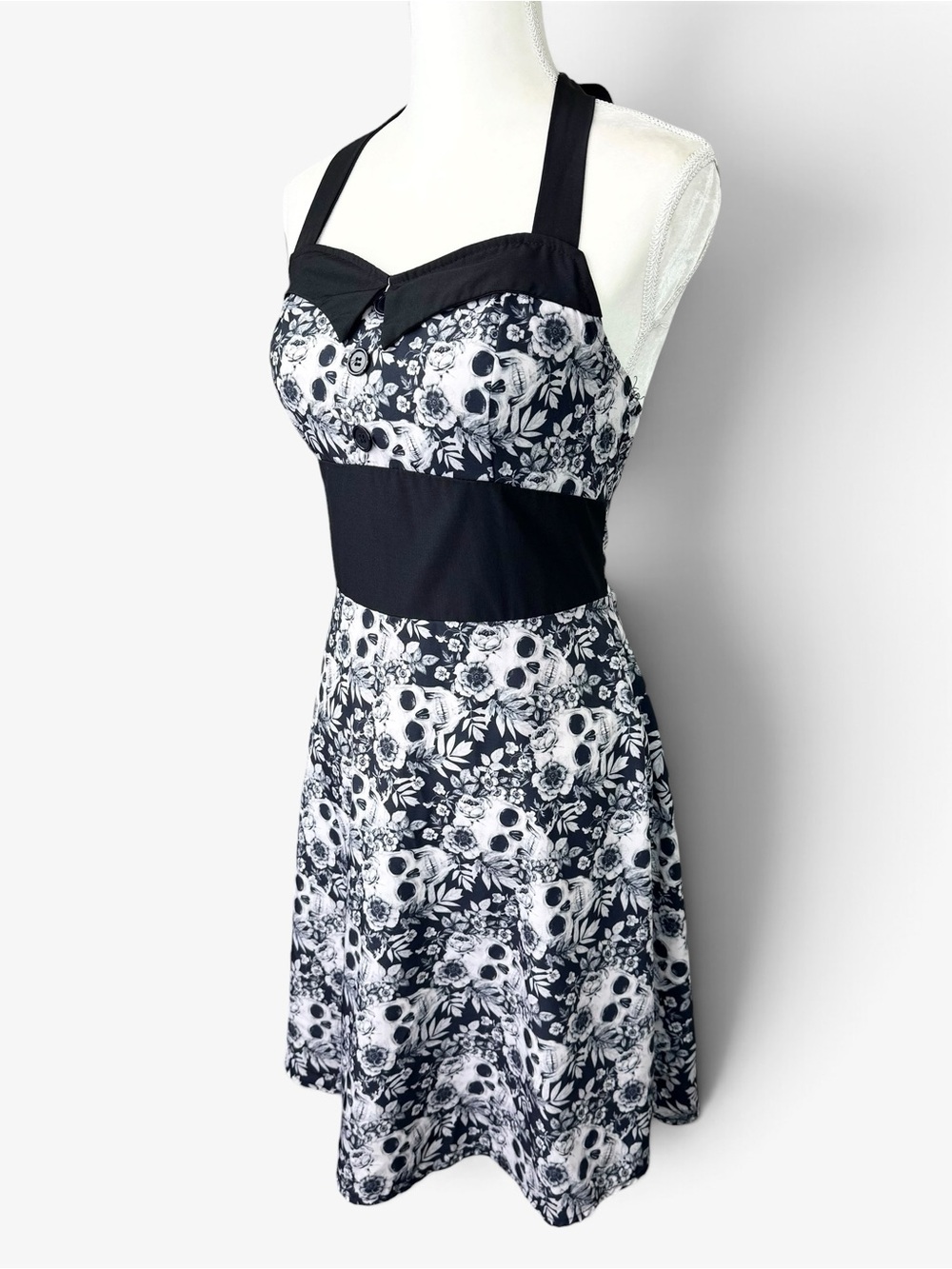 Vintage-Style Skull & Floral Halter Dress S Goth Pinup A-Line Whimsigoth Retro